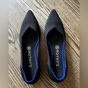 Rothy’s - The Point - Black size 9